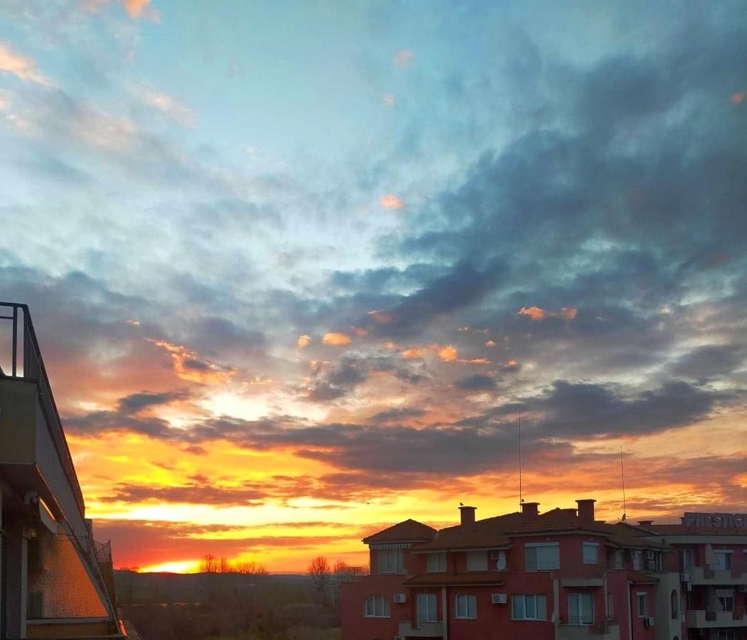 Sunset Dream Polo Resort Słoneczny Brzeg Zewnętrze zdjęcie